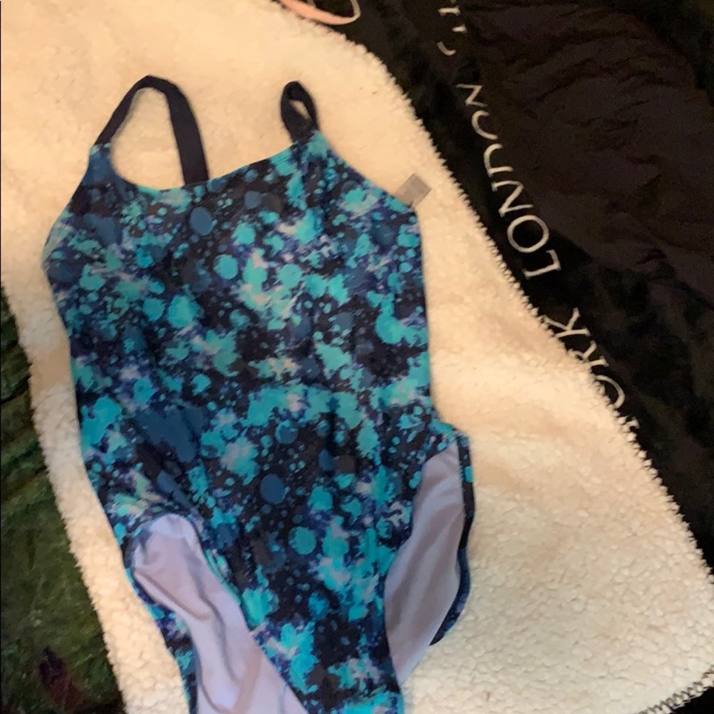 Bathing suit